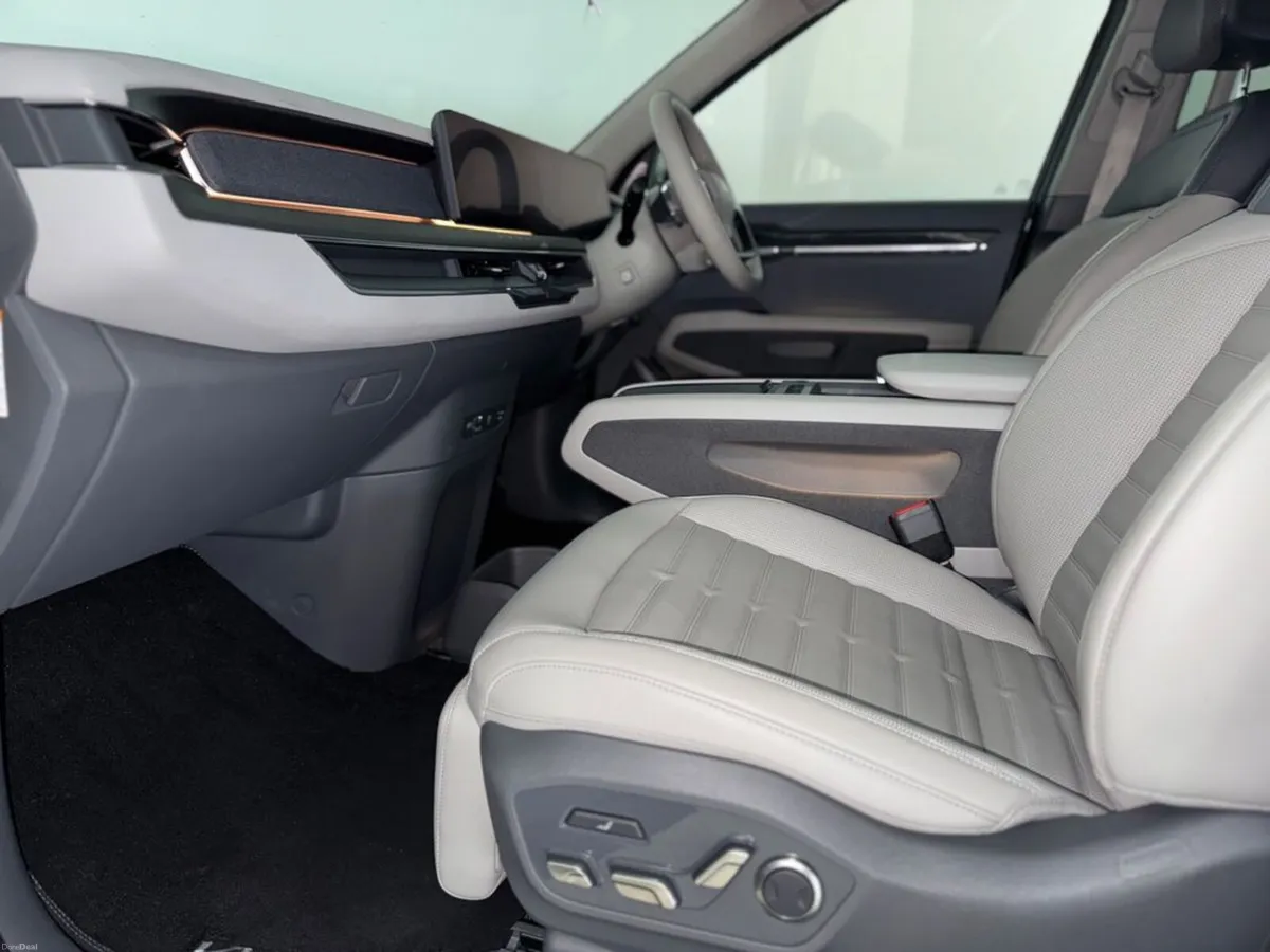 Kia EV9 Earth RWD 5DR Auto - Image 3
