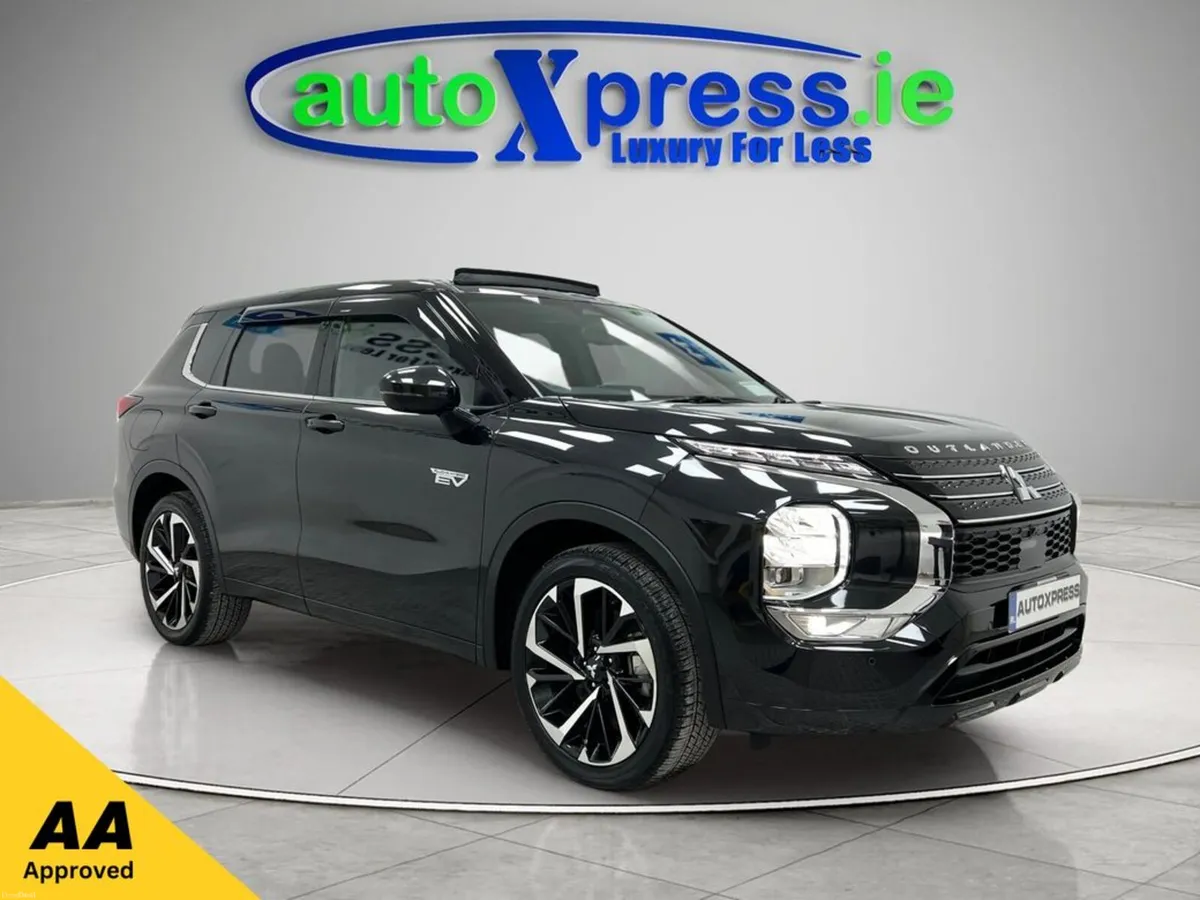 Mitsubishi Outlander PHEV 4WD, 7 Seats, Ultra low - Image 1