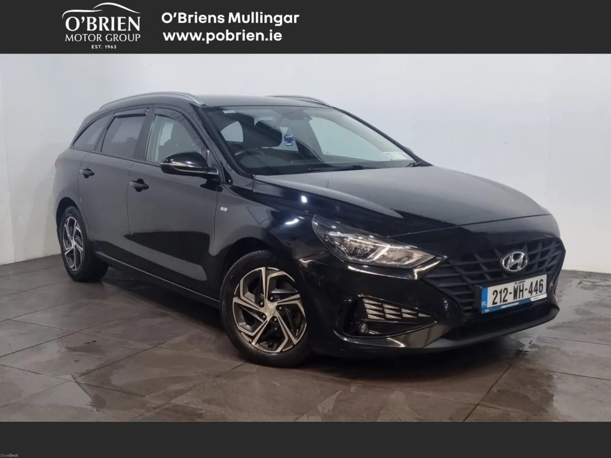 Hyundai i30 Diesel Deluxe Auto Touring - Image 1