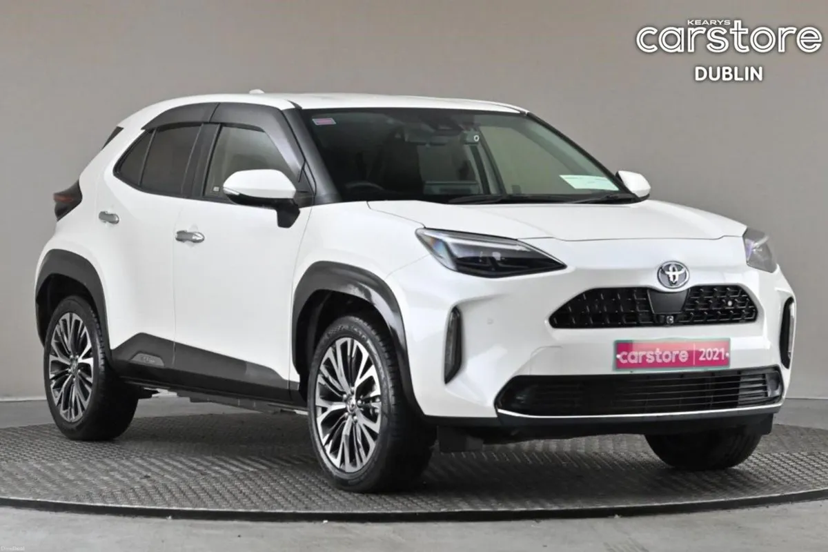 Toyota Yaris Cross 1.5 HYBRID **HALF LEATHER**360 - Image 1