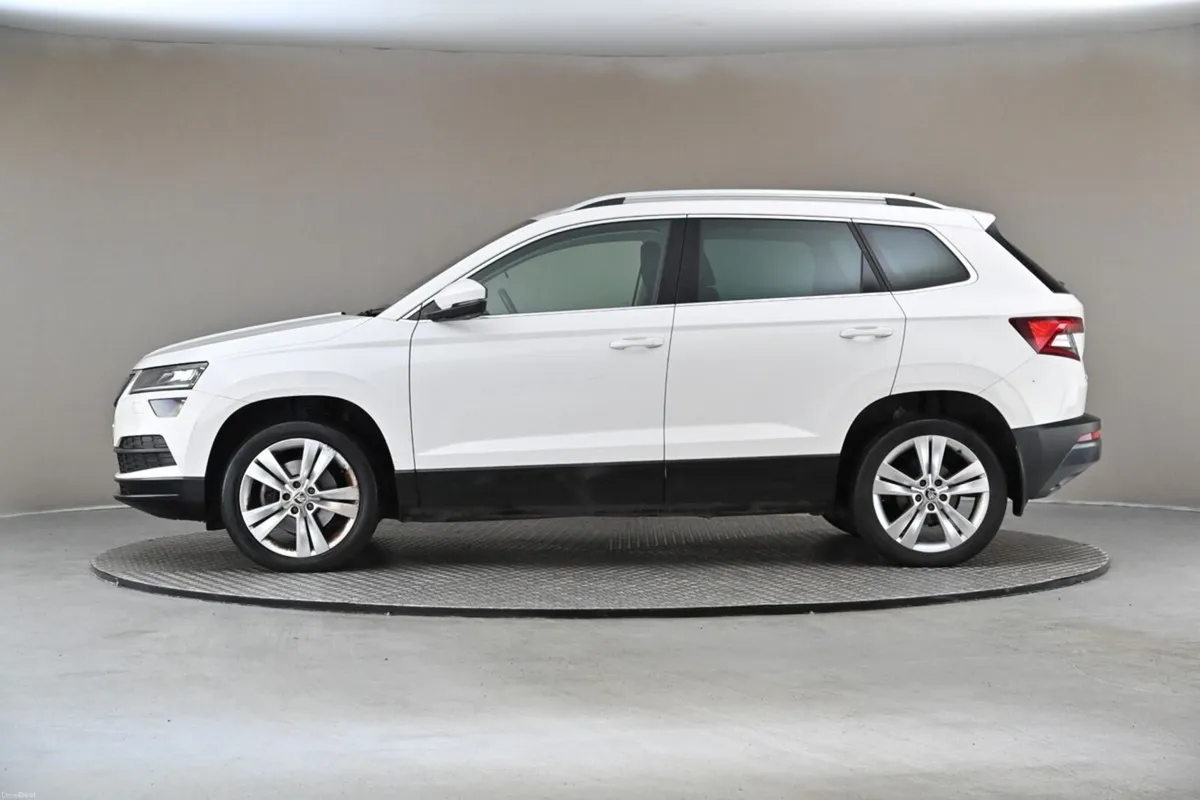 Skoda Karoq 1.6TDI STYLE DSG 116BHP - Image 5