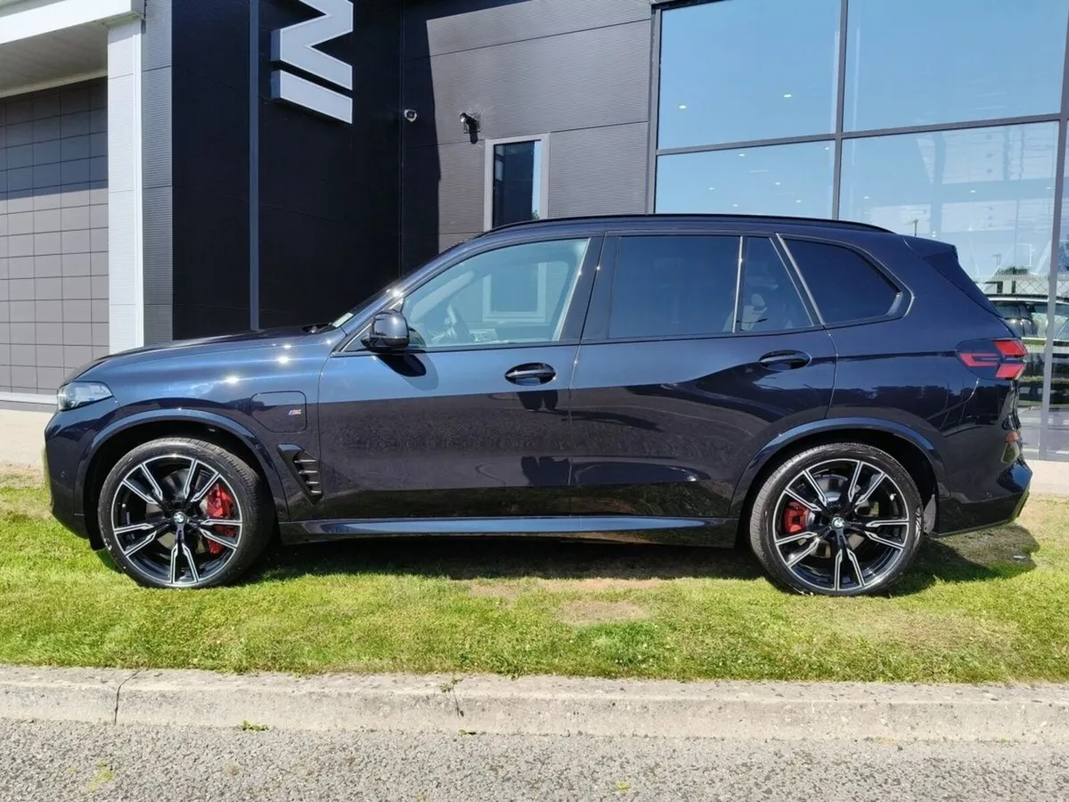 BMW X5 xDrive 50e M Sport Pro - Image 2