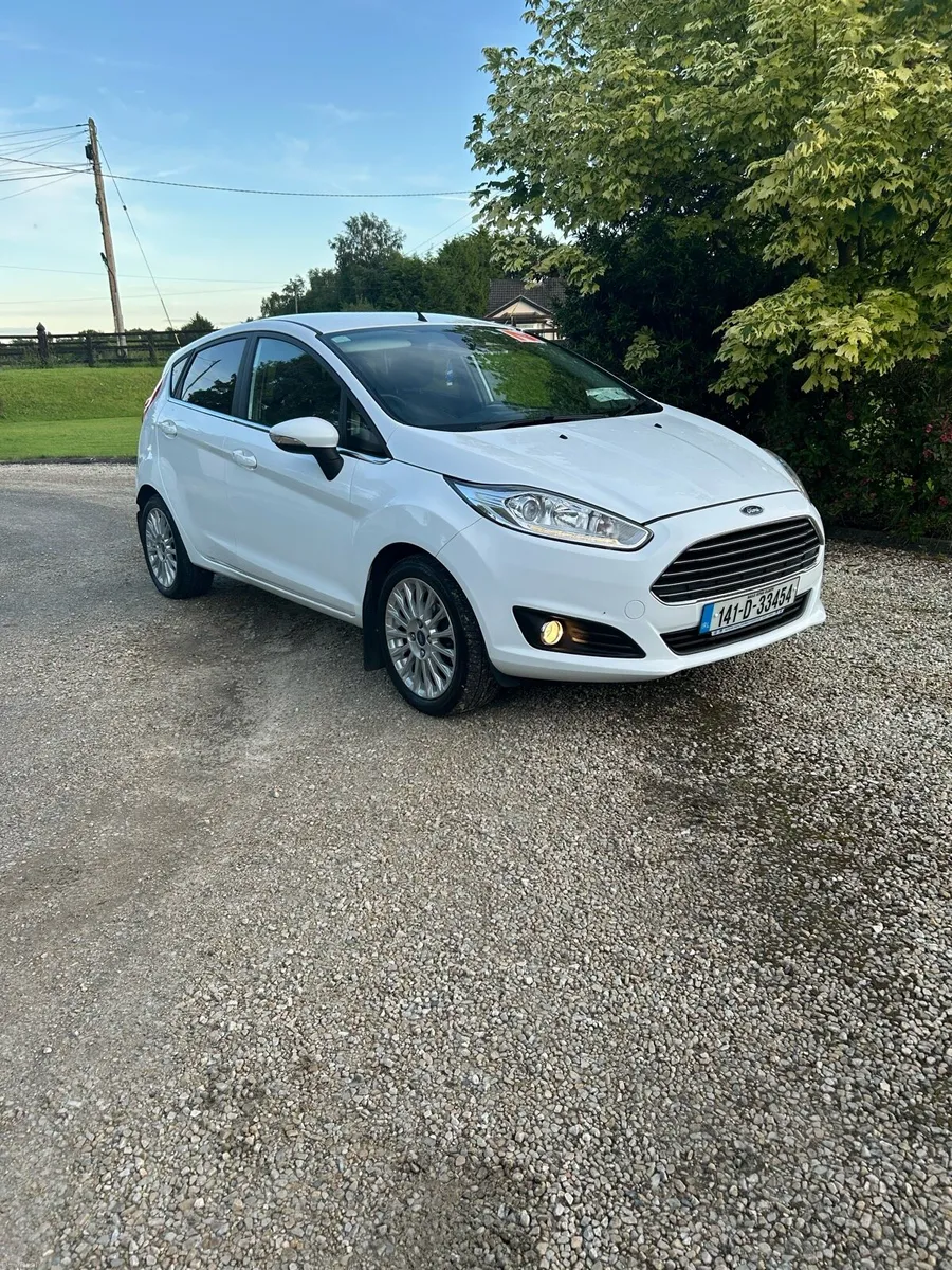 Ford fiesta - Image 2