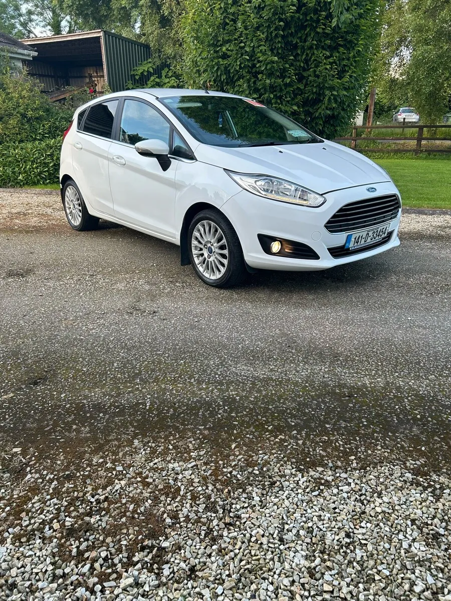 Ford fiesta - Image 4