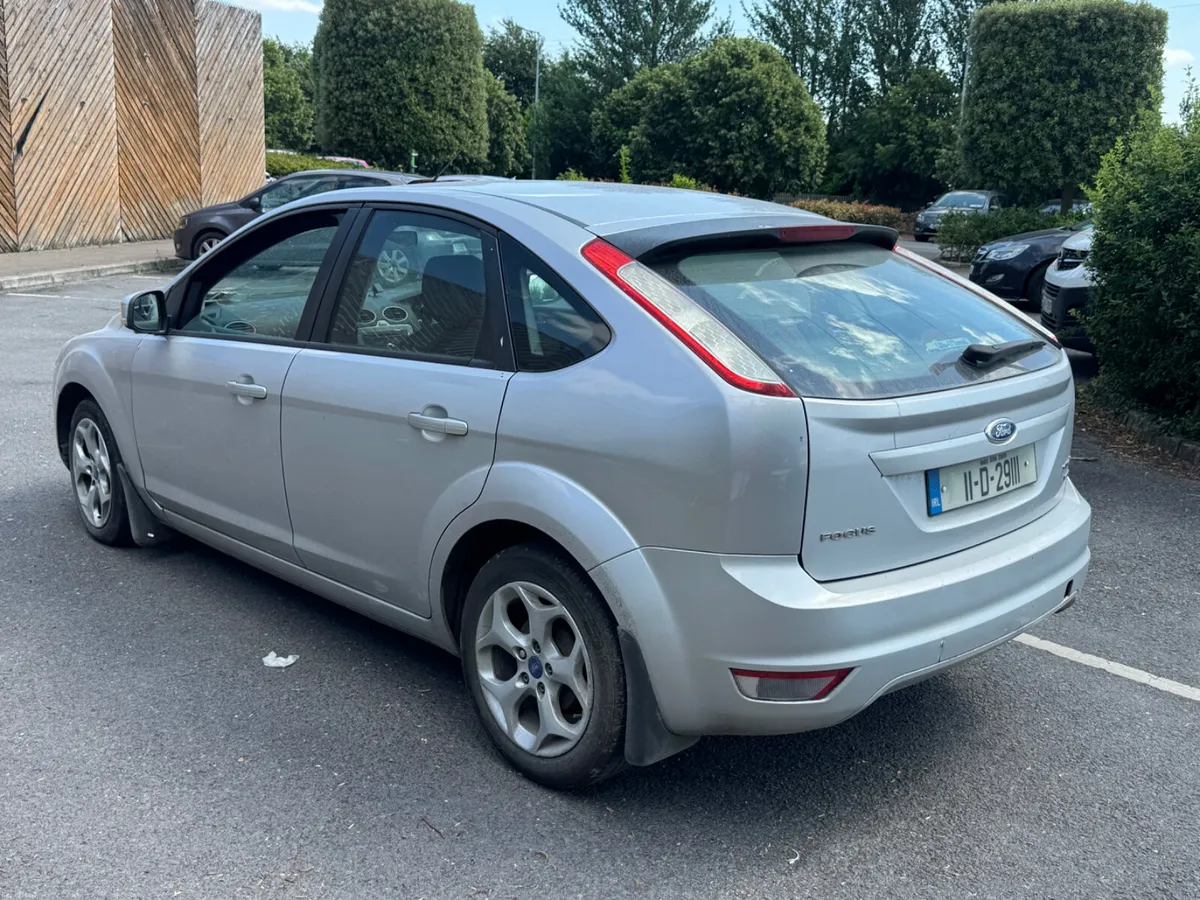 Ford Focus 2011 - Image 4