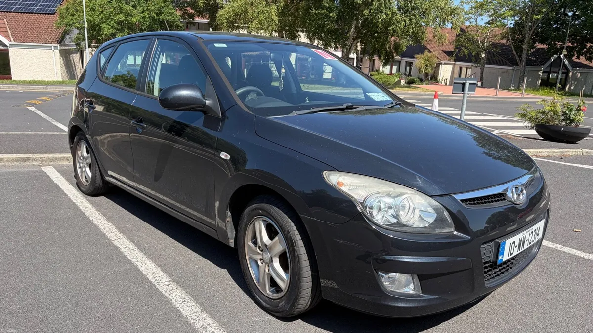 Hyundai i30 2010 - Image 1