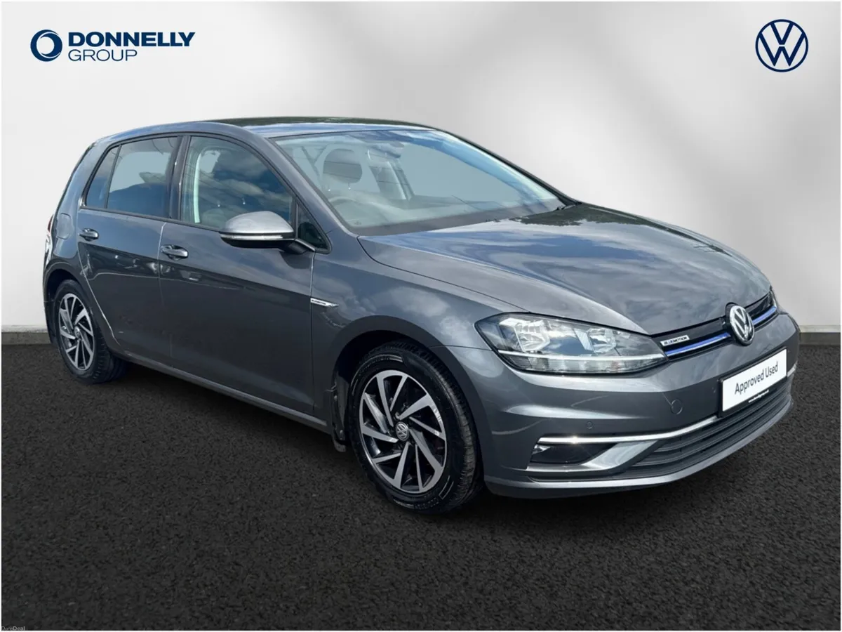 Volkswagen Golf Hatchback Match - Image 1