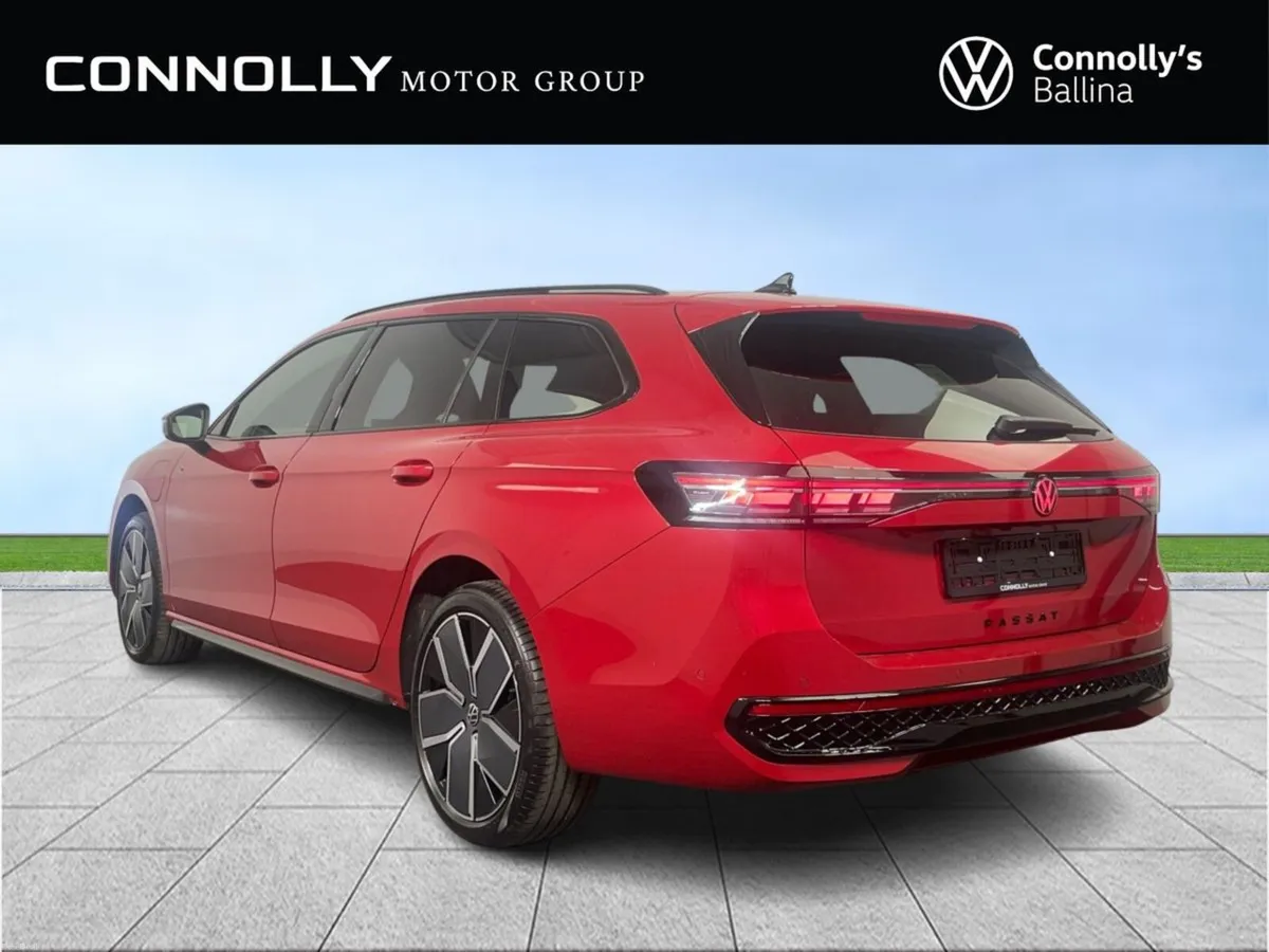 Volkswagen Passat R LINE 1.5 TSI PHEV 204bhp *In S - Image 4