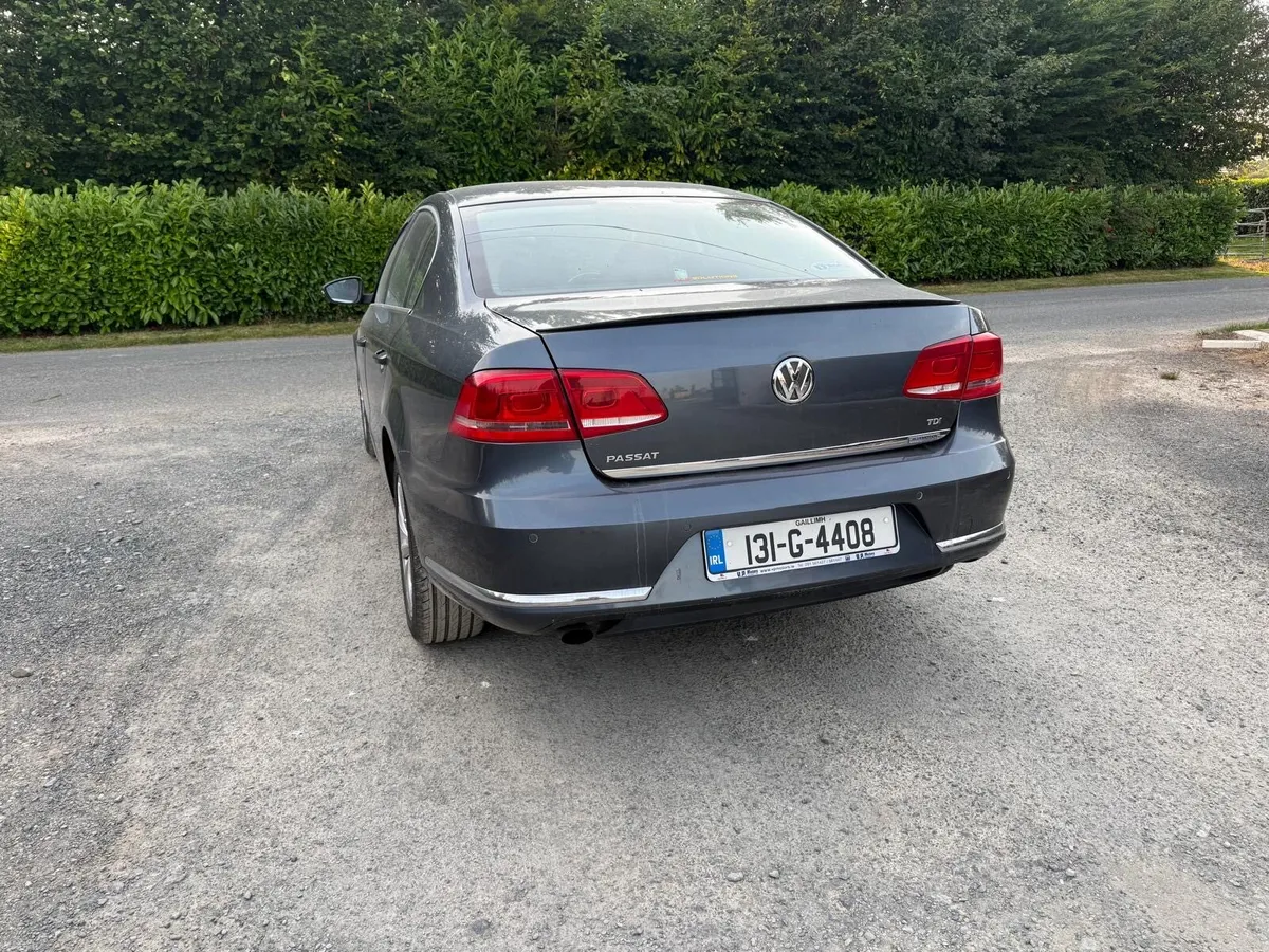 Volkswagen Passat 2013 diesel - Image 3