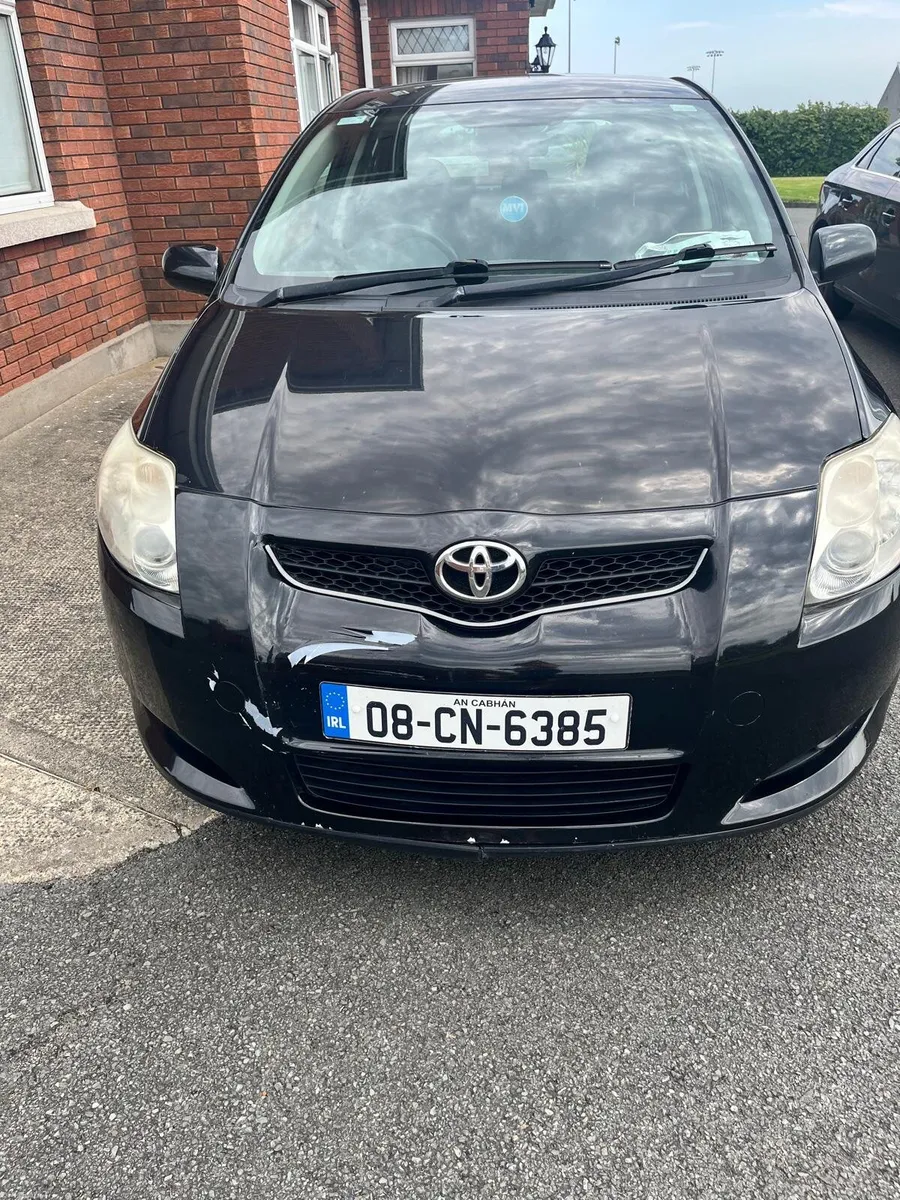 Toyota Auris 2008 - Image 2