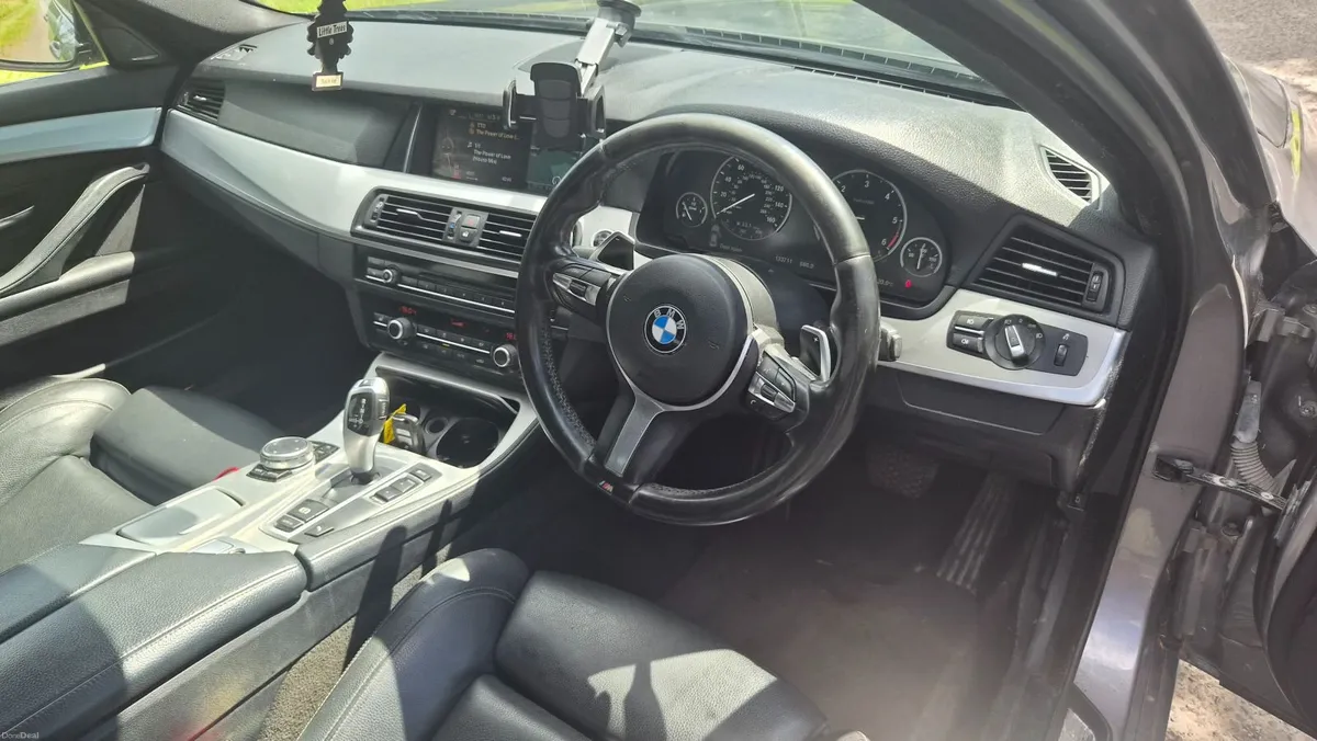 162 BMW 5-Series M-Sport - Image 2