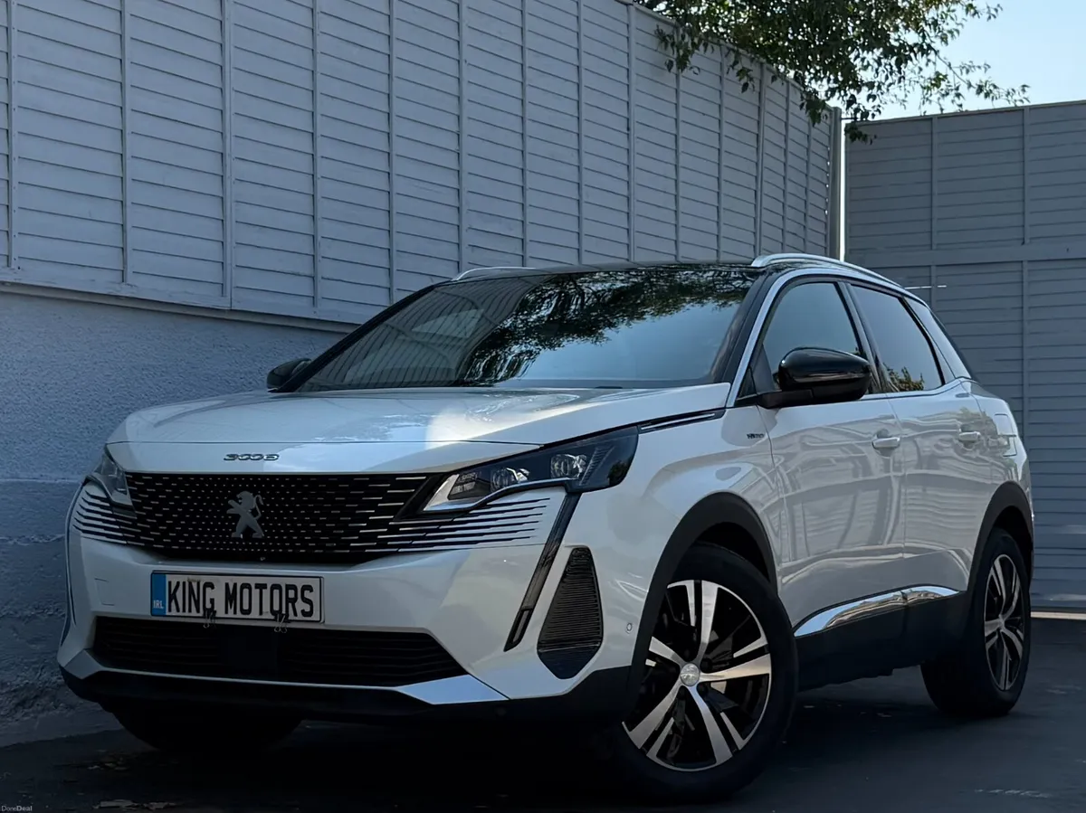 Peugeot 3008 2023 GT 4 x 4 / PHEV AUTO / 300 BHP - Image 4