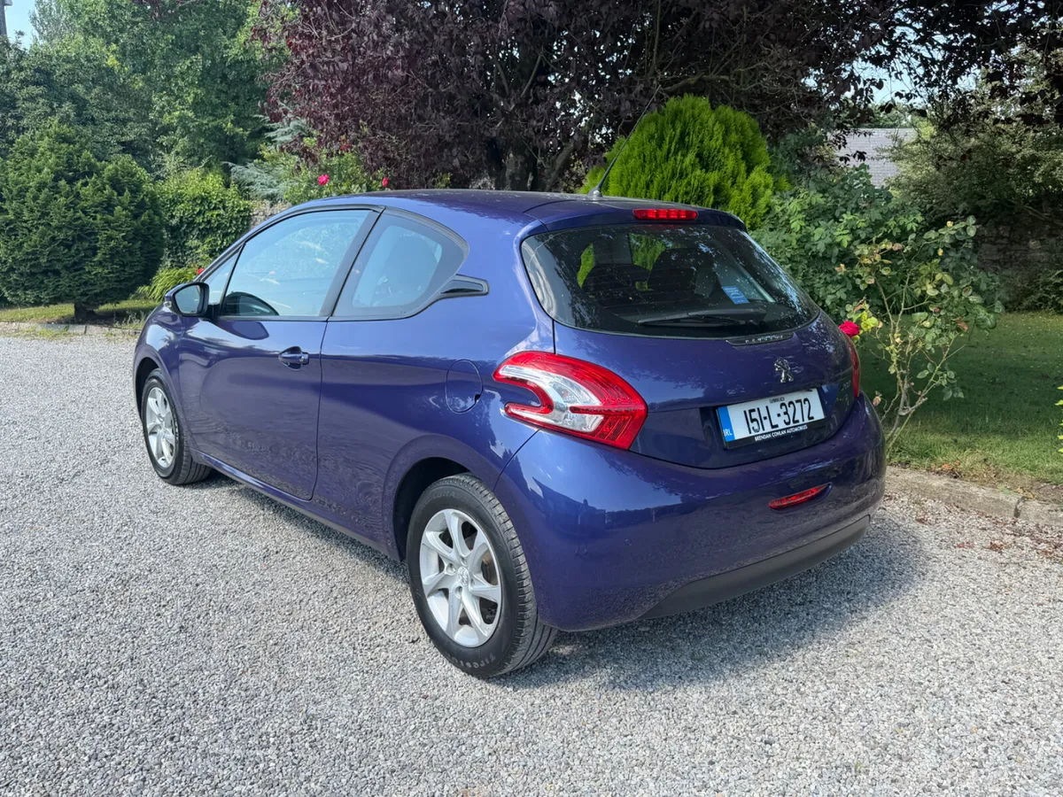 Peugeot 208 - Image 5