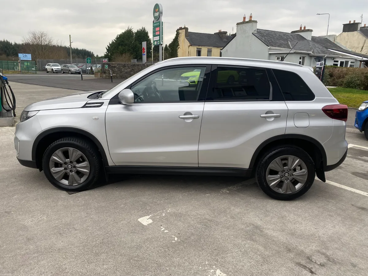Suzuki Vitara 1.4 Hybrid SZ-T MT - Image 5