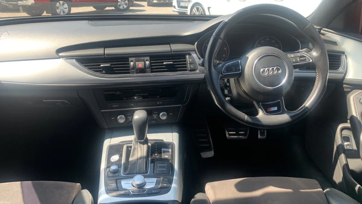 Audi A6 2015 S line  190bhp auto - Image 4