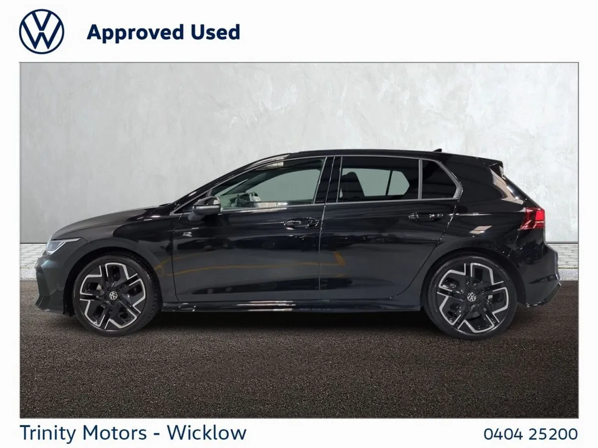 Volkswagen Golf ** R-LINE ** 2.0 TDI ** 150BHP ** - Image 6