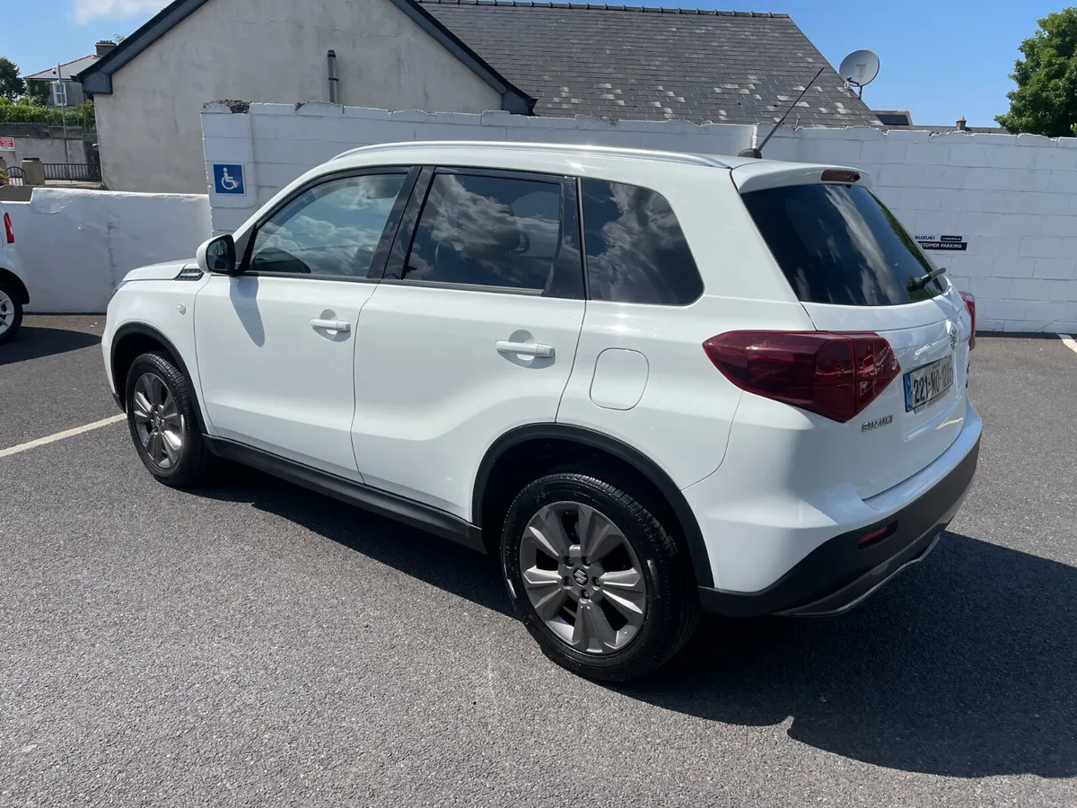 Suzuki Vitara 1.4 SZT Hybrid - Image 6
