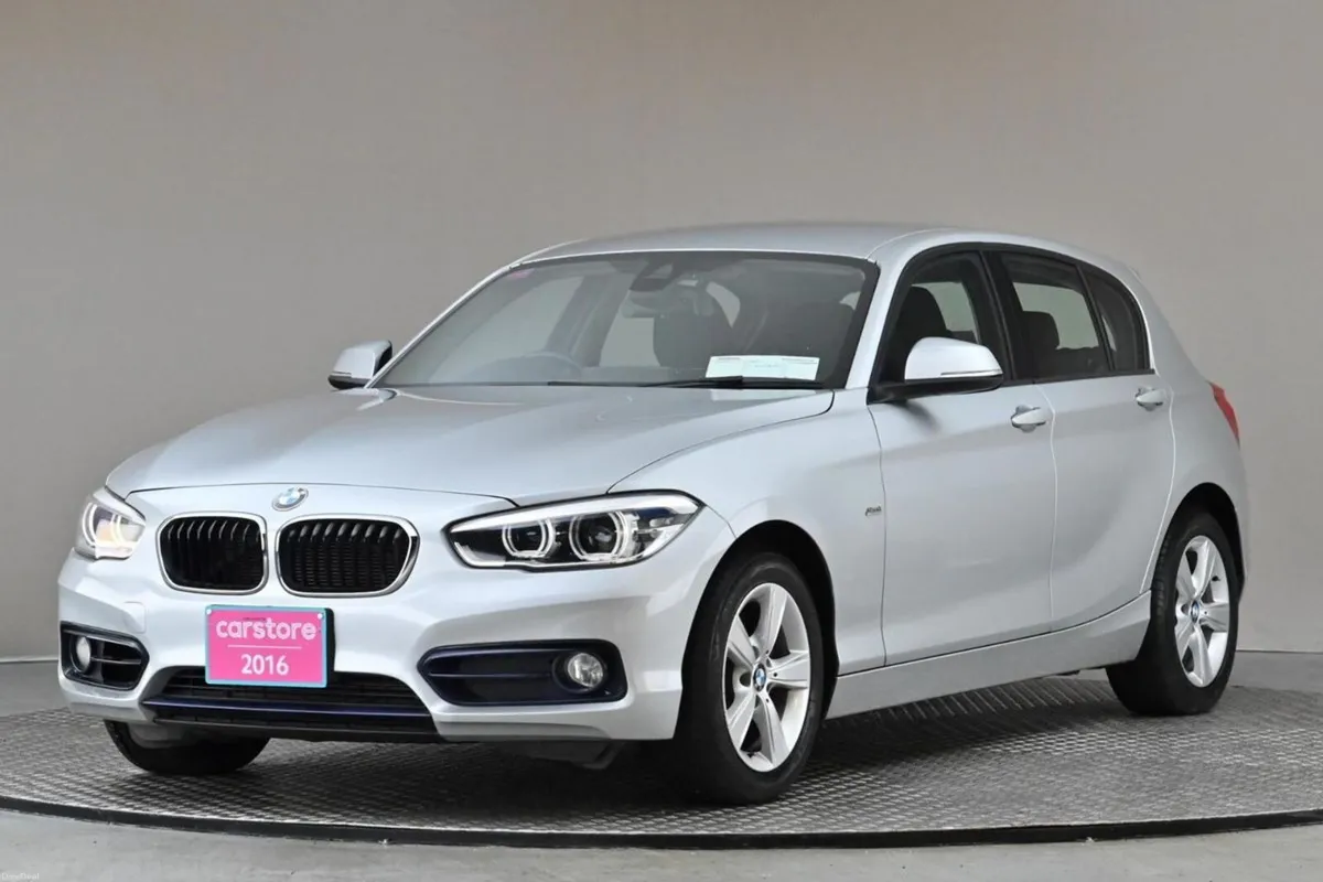 BMW 1-Series 118i AUTO SPORT LINE **REVERSE CAMERA - Image 3