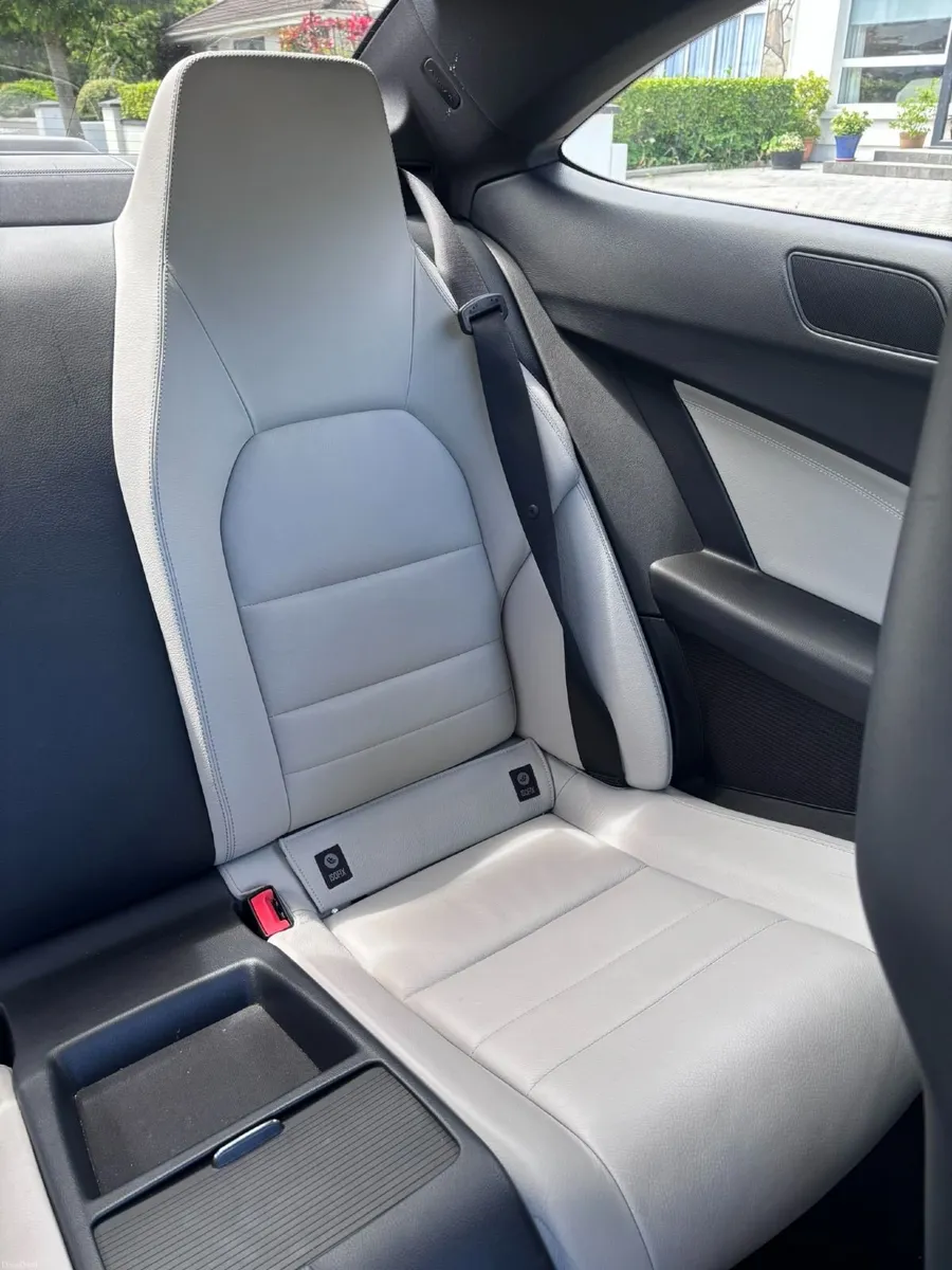 Mercedes-Benz AMG C-Class C180 2013 - Image 3