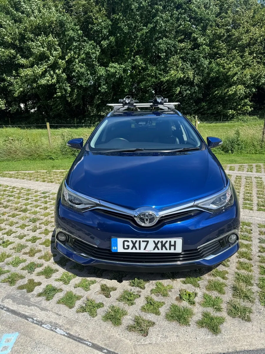 Toyota Auris - Image 1