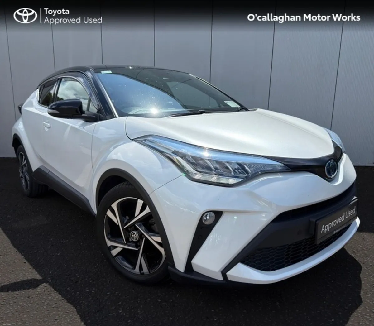 Toyota C-HR HYBRID SPORT BI-TONE 4DR - Image 1