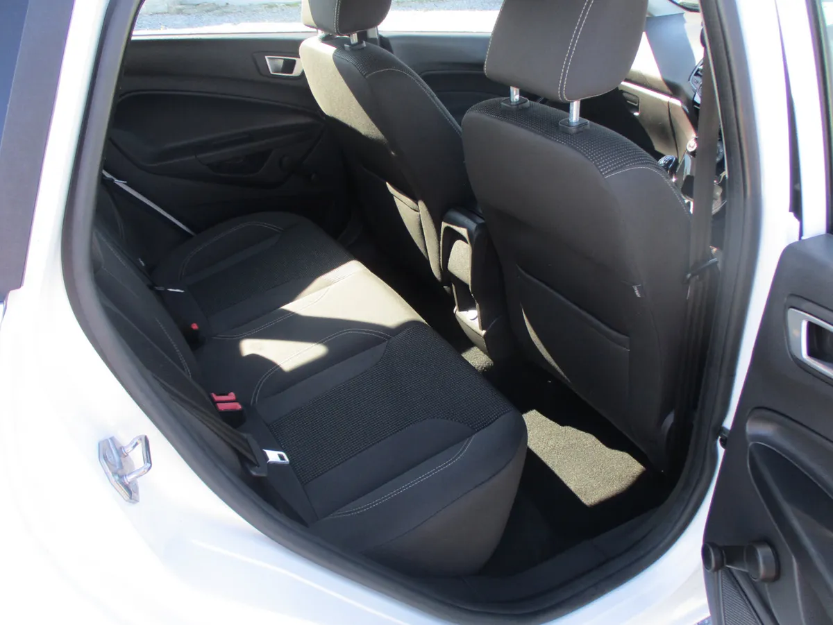 Ford Fiesta 2017 1.2 PETROL TITANIUM - Image 5