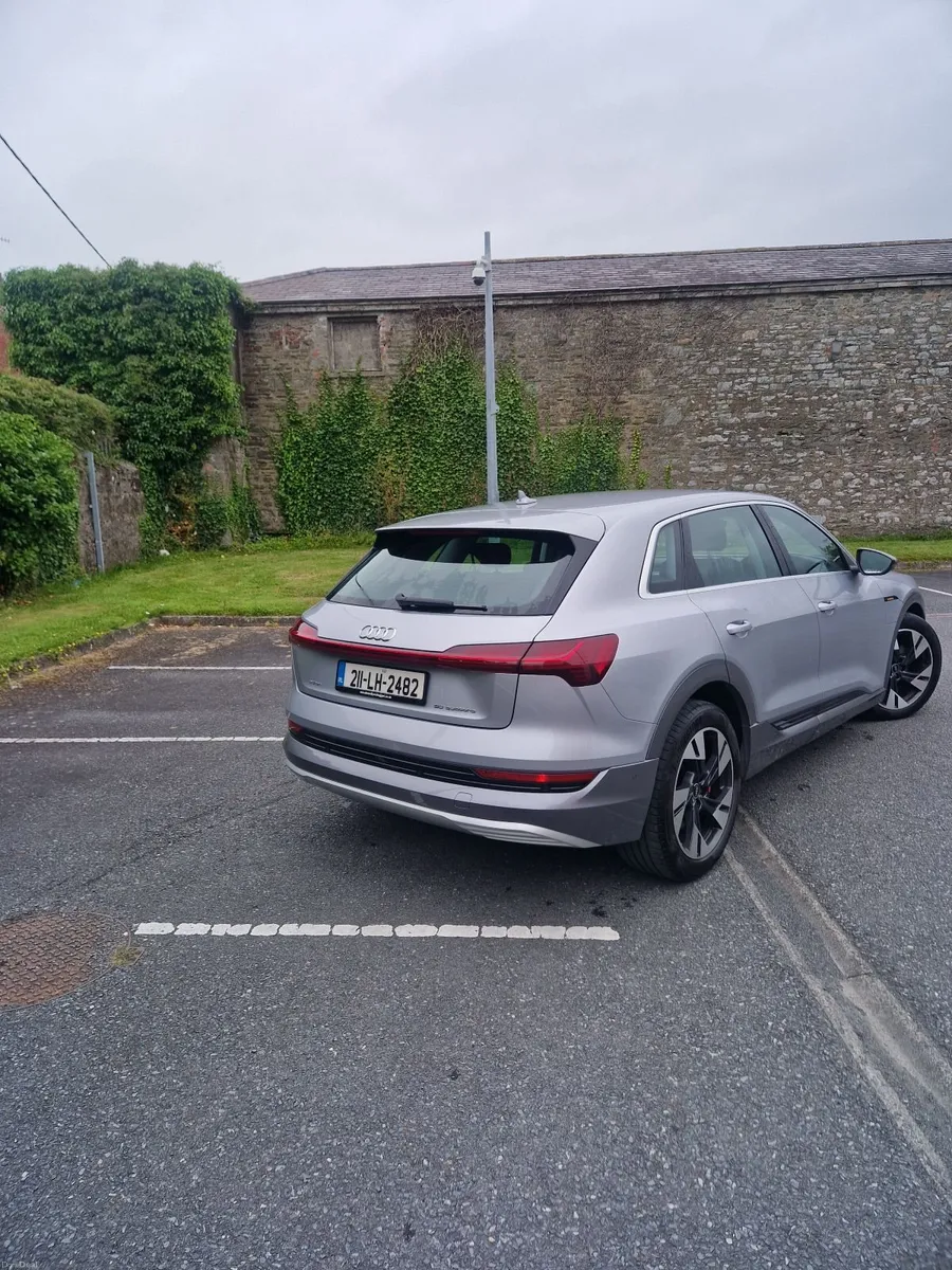 Audi e-tron 2021 - Image 6