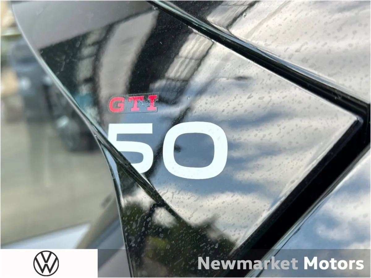 Volkswagen Golf GTI 50 YEAR ANNIVERSARY EDITION 32 - Image 4