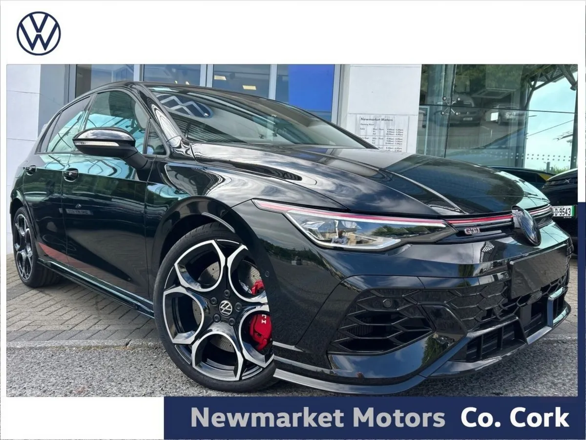 Volkswagen Golf GTI 50 YEAR ANNIVERSARY EDITION 32 - Image 1