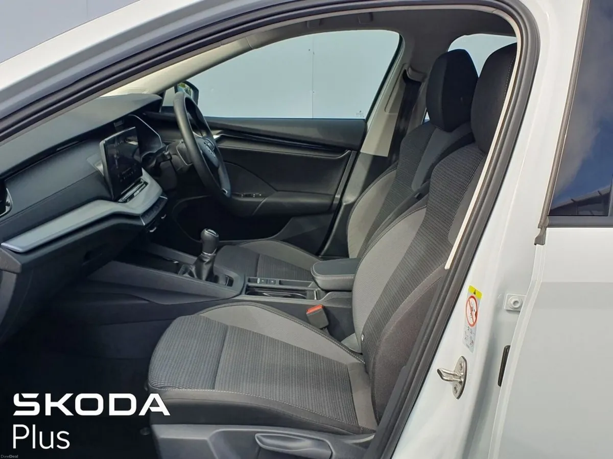 Skoda Octavia Selection 1.5TSI €269 ON PCP* "Call - Image 4