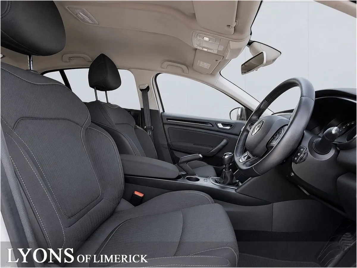 Renault Megane 1.5 Blue dCi 115 Play - Image 3
