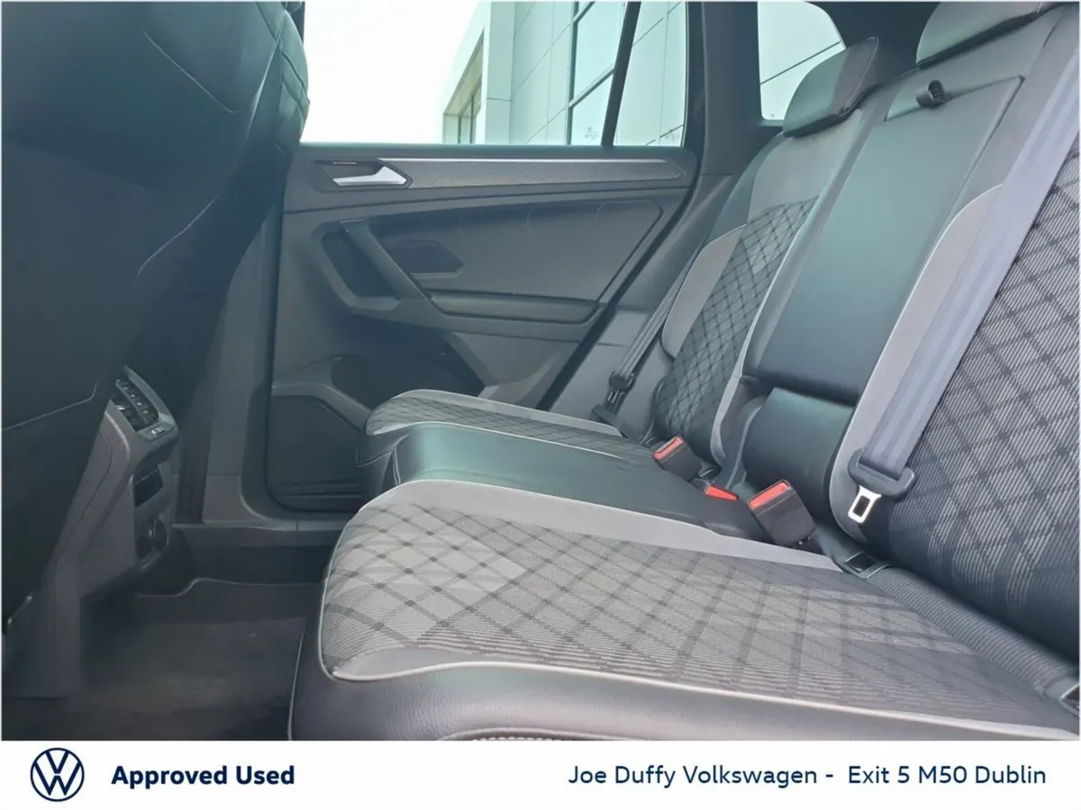 Volkswagen Tiguan 1.4 TSI PHEV 245HP R-Line DSG - Image 6