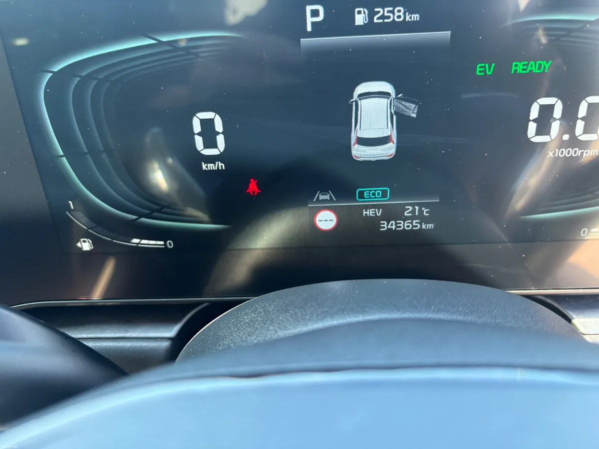 Kia Niro 2024 - Image 2