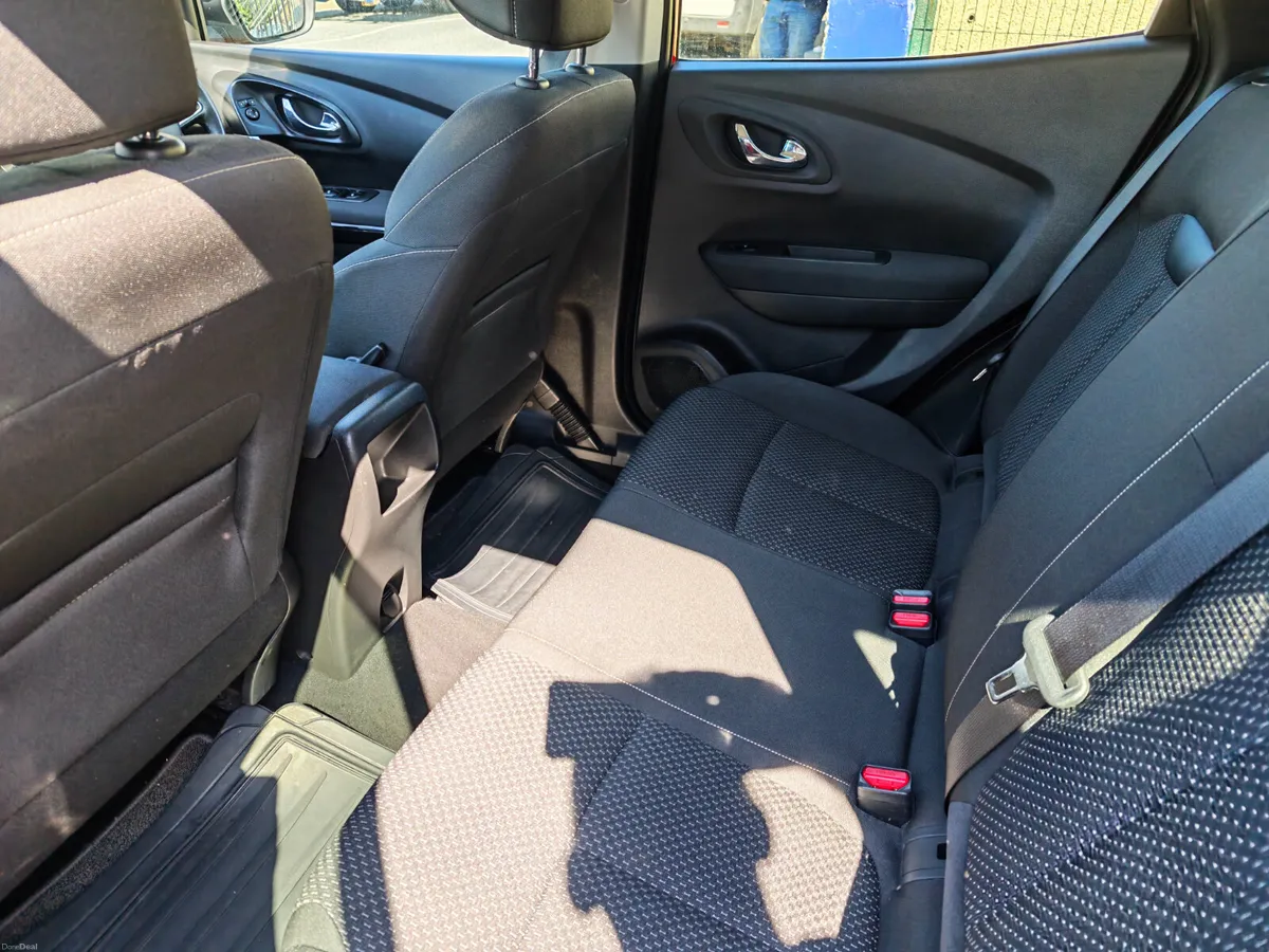 2017 Renault Kadjar 1.6 DCI DYNAMIQUE NAV - Image 6