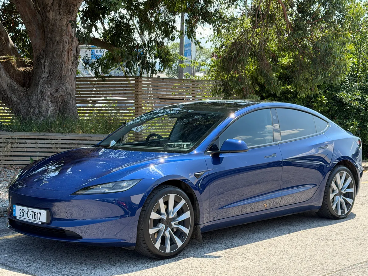 2025 Tesla Model 3. DUAL MOTOR. AWD. LONG RANGE - Image 2