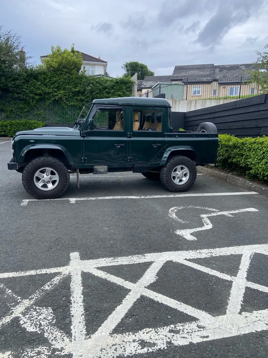 Defender 110 - Image 2