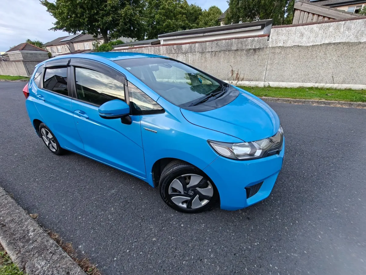 Honda Fit 2015 New NCT Low Mileage Mint condition - Image 1