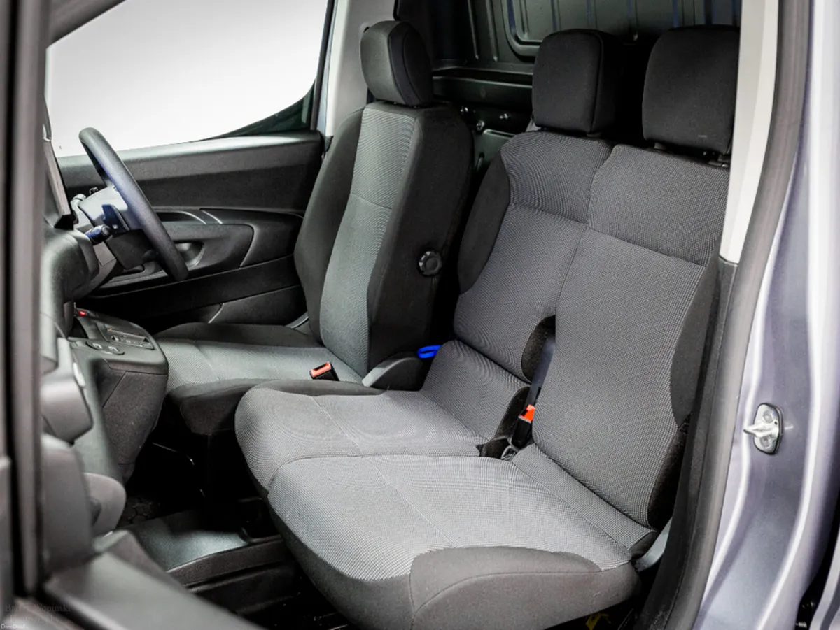 Citroen Berlingo LX Plus 1.5 Diesel Auto 130HP - Image 4