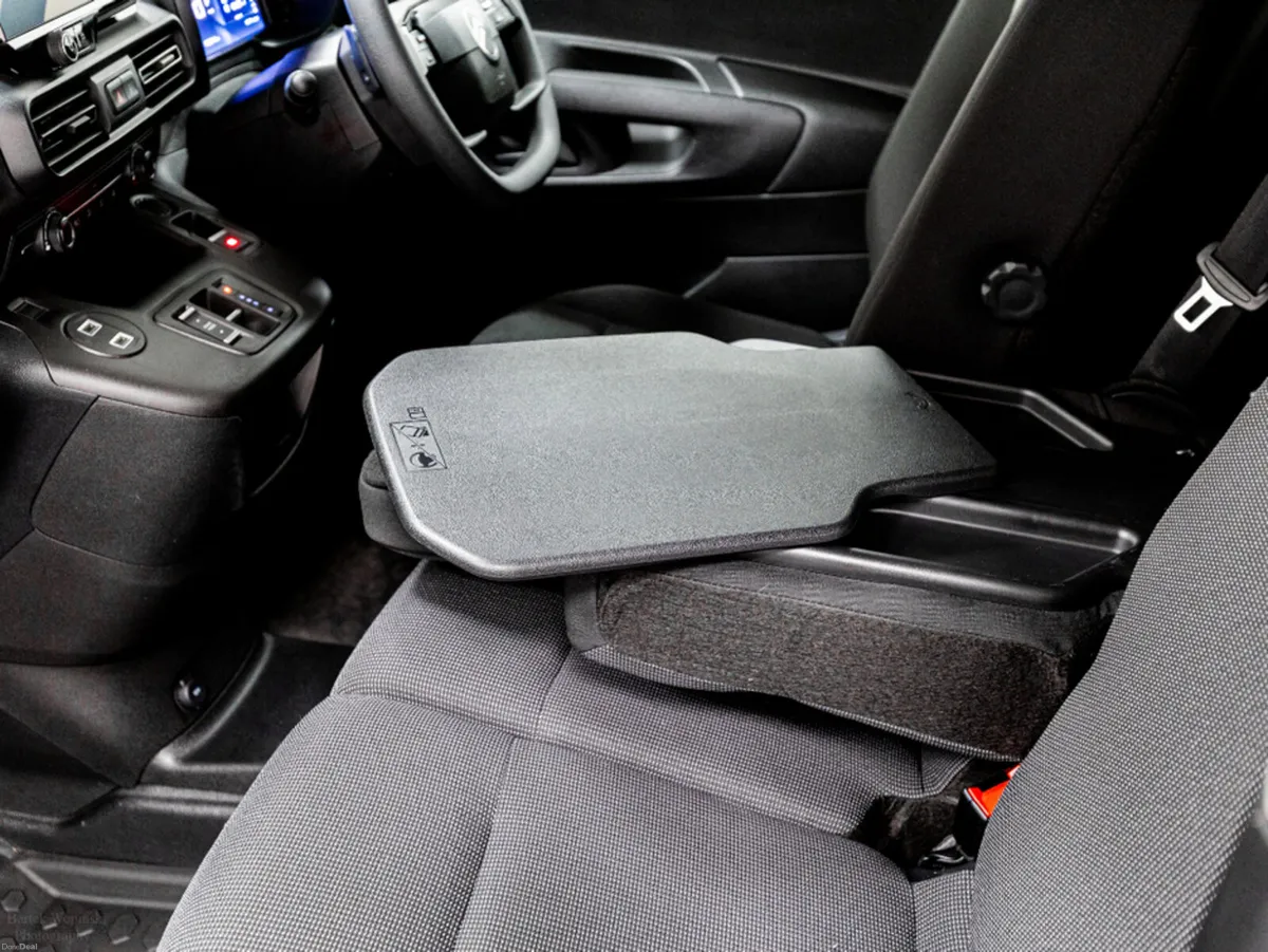 Citroen Berlingo LX Plus 1.5 Diesel Auto 130HP - Image 5