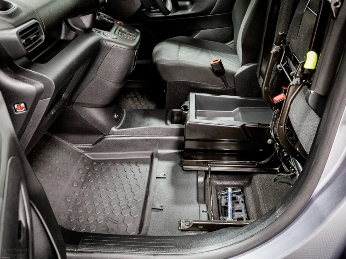 Citroen Berlingo LX Plus 1.5 Diesel Auto 130HP - Image 6