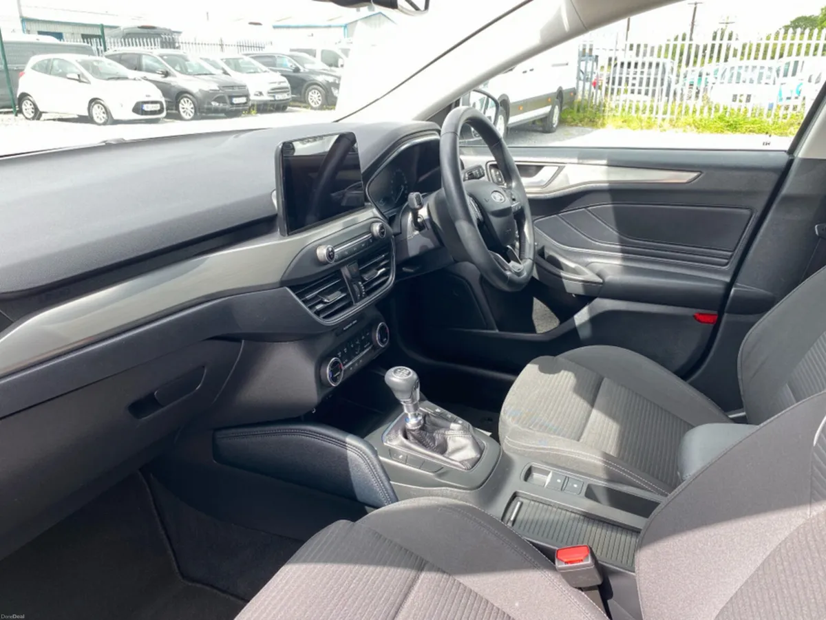Ford Focus Titanium 1.0 125BHP... Camera + Heated - Image 4