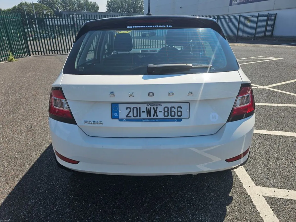 Skoda Fabia 1.0 PETROL, AMBITION MODEL, IRISH CAR, - Image 4