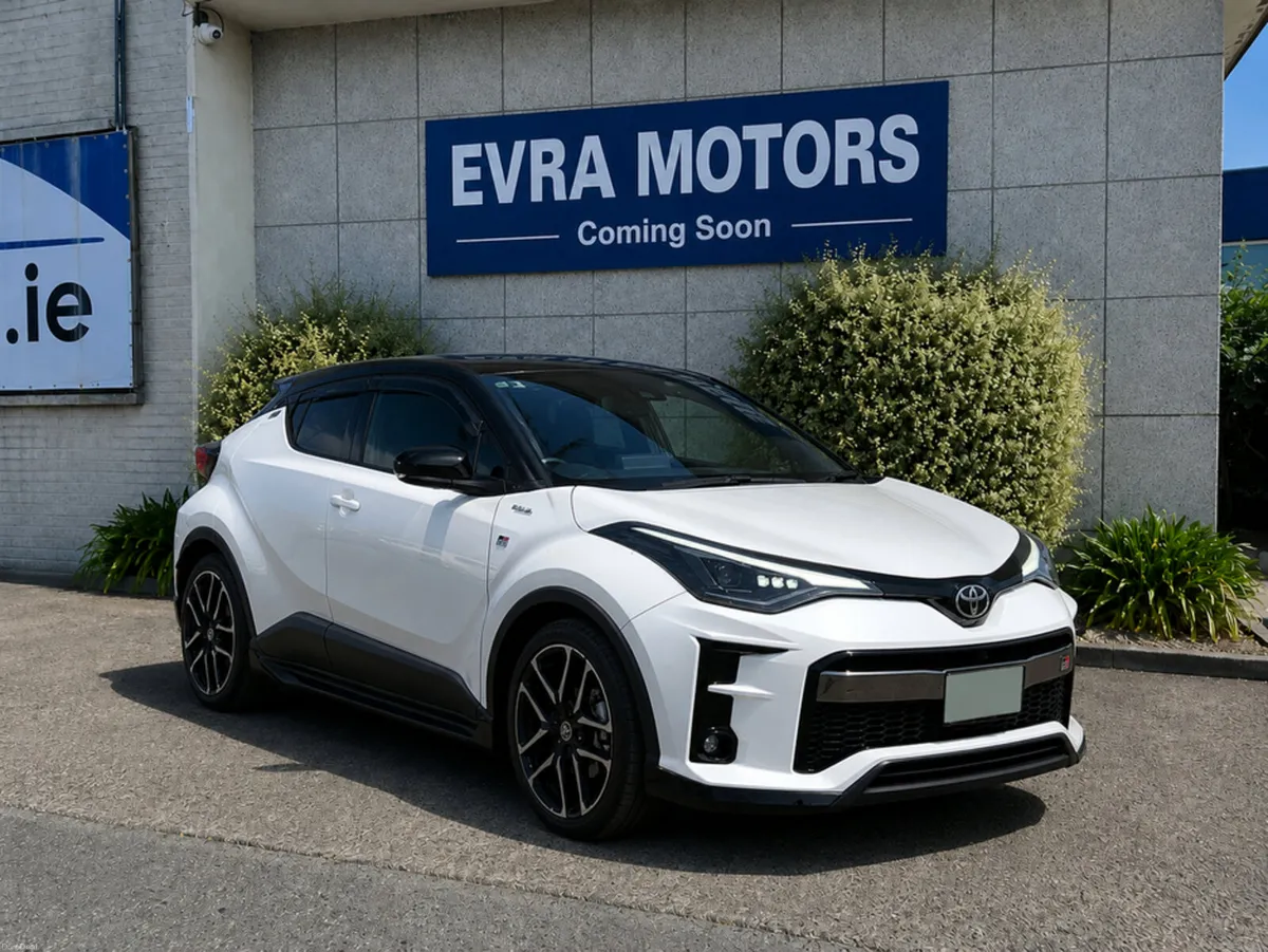 Toyota C-HR GR SPORT AUTOMATIC HYBRID 1.8 PETROL /