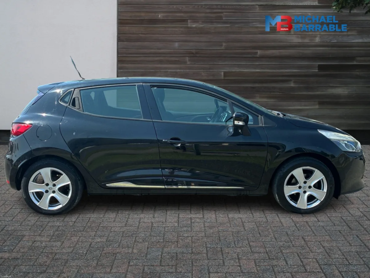 Renault Clio 1.2 DYNAMIQUE NAV 73BHP 5 5DR - Image 4