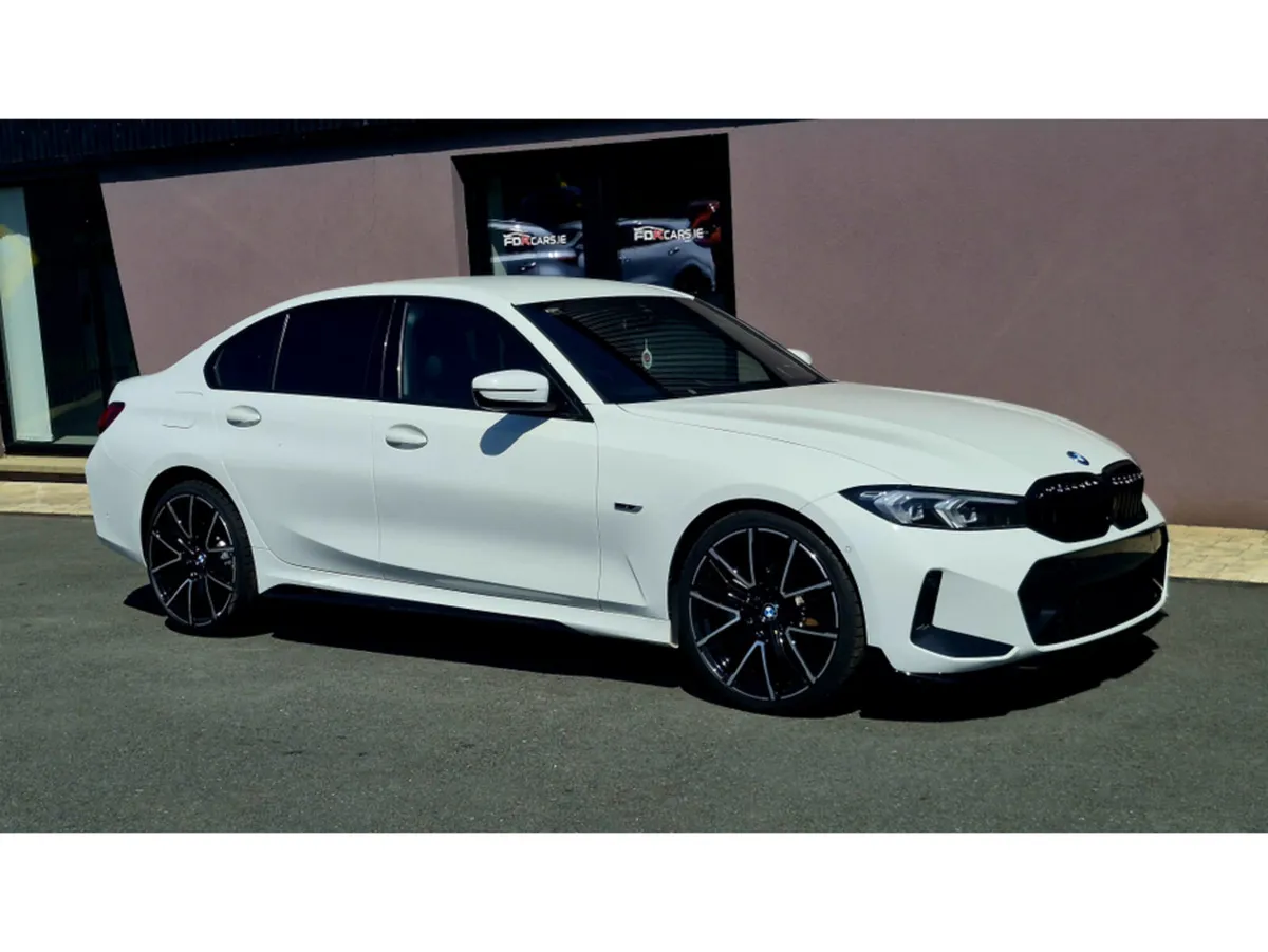 BMW 3-Series M SPORT AUTO very low miles , Full M - Image 3