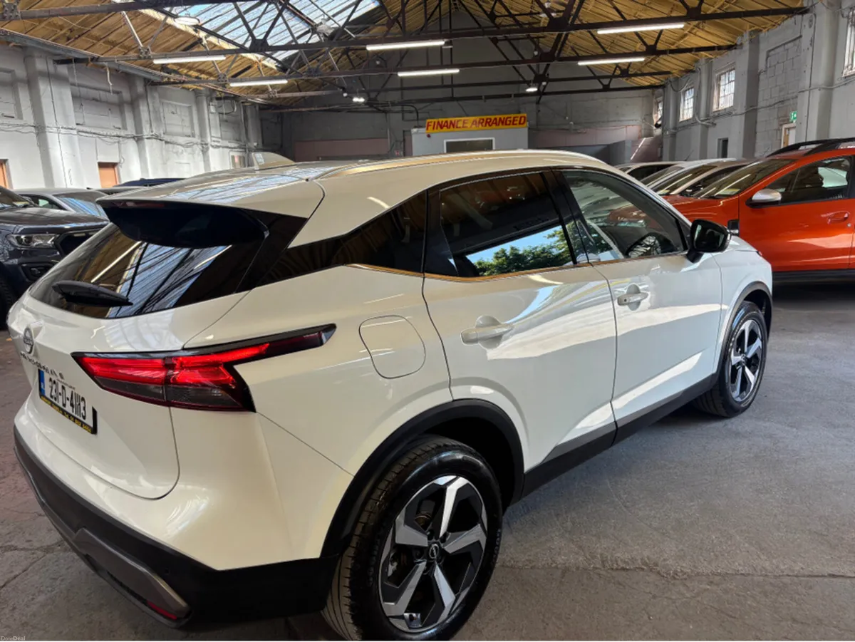 Nissan Qashqai QQ 1.3 HYB SV PREMIUM GR RR MY - Image 2