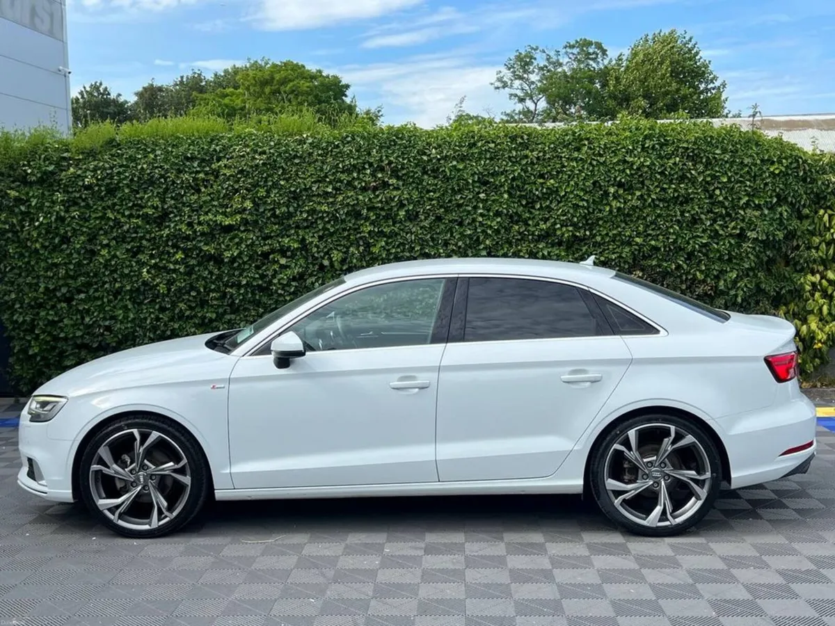 Audi A3 SPORT S-LINE PACK 1.4 TFSI AUTO // FULL SE - Image 4