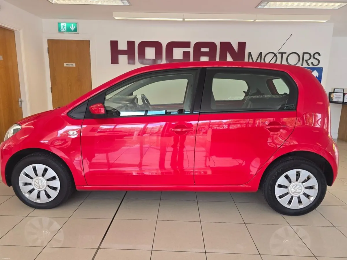 Volkswagen up! Move Up 1.0 5Dr H/B - Image 4
