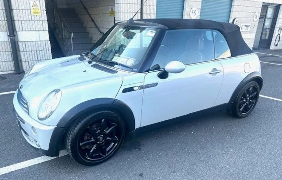 Mini Cooper 2008 convertible - Image 1