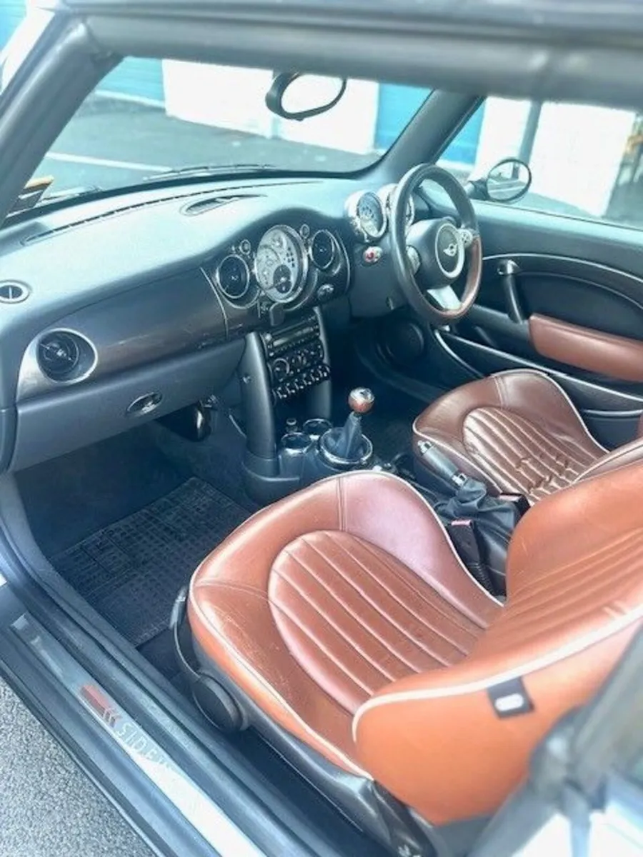 Mini Cooper 2008 convertible - Image 6